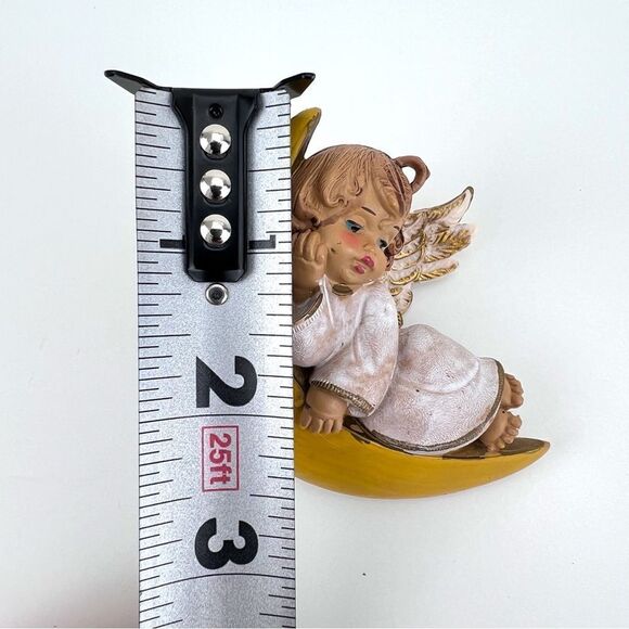 Vtg Sleepy Baby Angel in Crescent Moon Christmas Ornament Made in Italy Resin - Picture 8 of 9